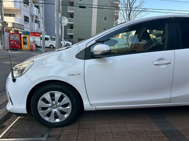 人気色の白色で大変綺麗な状態です！【アクア】